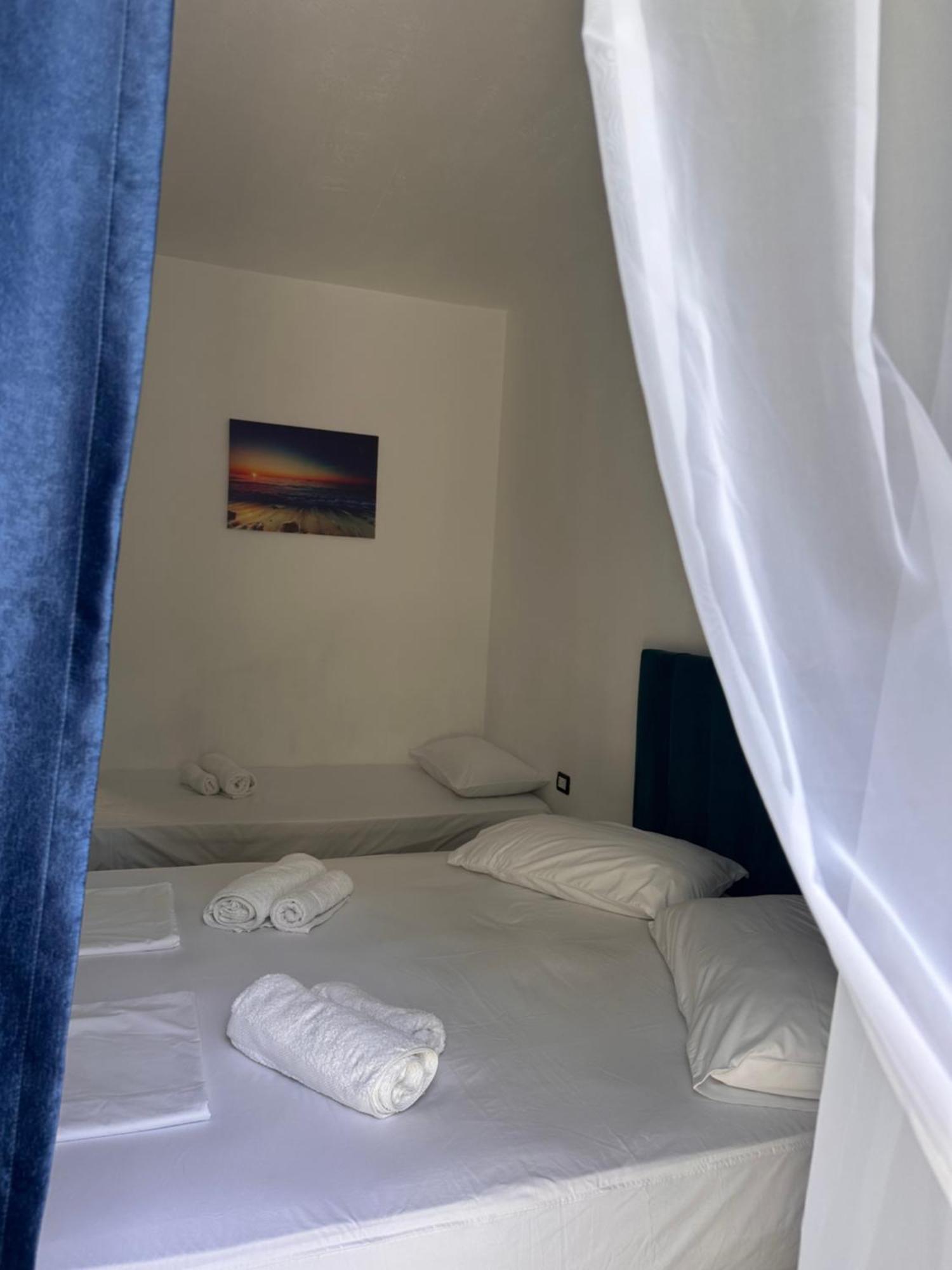 Mabel Rooms Дуррес Экстерьер фото